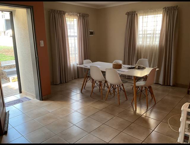 3 BEDROOM FREESTANDING FOR SALE IN KOSMOSDAL